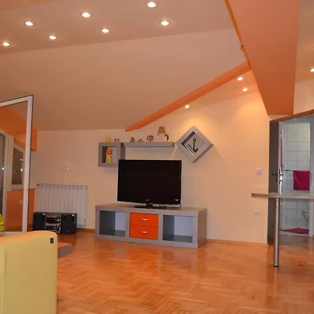 Lana Lux Loft Apartament *