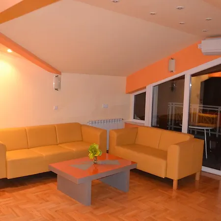 Lana Lux Loft Apartament *